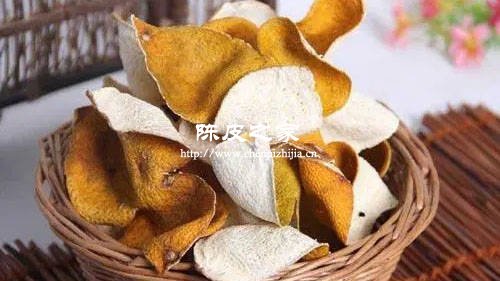 陈皮是泡水喝还是直接吃效果好