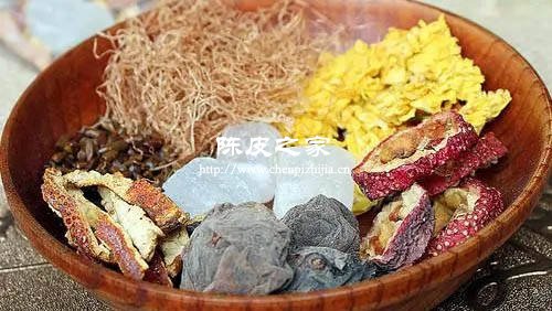 山楂和陈皮桂圆红枣可以一起泡水喝吗