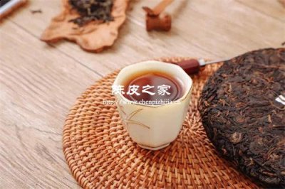 冲泡普洱茶时茶汤漂浮的雾气是什么