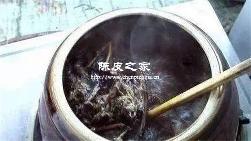 煮中药放陈皮需要用二十年的吗