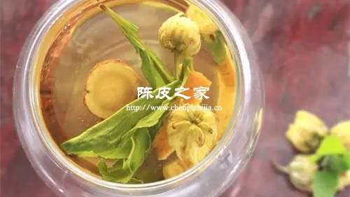 甘草和金银花和陈皮可以一起泡水喝吗