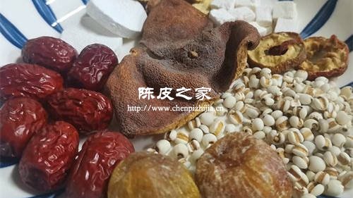 炒薏仁米茯苓黄芪与山楂能否一起煮水喝