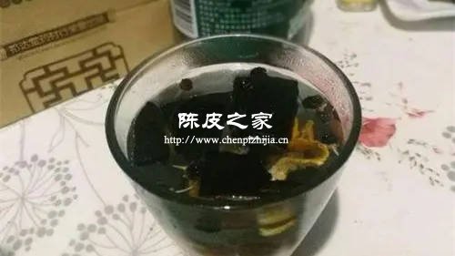 陈皮和黄芪红枣黑枸杞泡水喝的功效