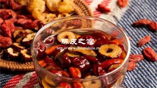 陈皮山楂红枣泡水喝的功效和作用