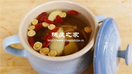 黄芪和枸杞红枣陈皮泡水喝有什么作用