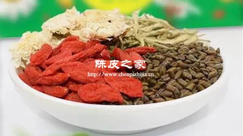 三七粉金银花菊花枸杞陈皮能一起泡水吗