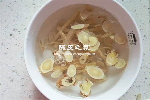 茯苓和黄芪炽实陈皮可以一起泡水喝吗