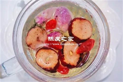 陈皮枸杞红枣玫瑰花泡水喝的功效