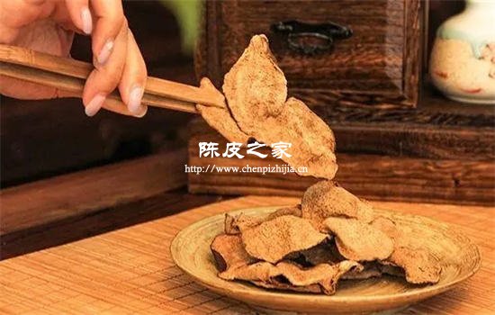 黄芪菊花陈皮可以一起喝吗