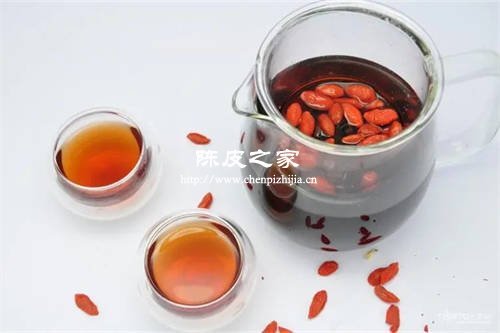 陈皮菊花枸杞红枣泡水喝的功效和作用