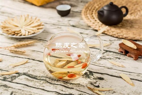 陈皮能与当归黄茋玫瑰花泡水吗