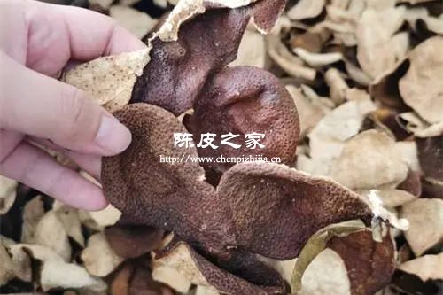 老陈皮都有哪些气味特征