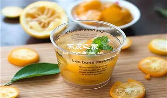金桔柠檬陈皮泡水喝的好处
