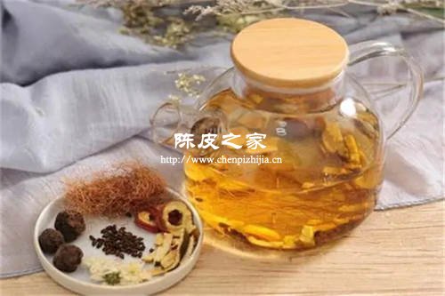 陈皮菊花红茶泡水喝的功效是什么