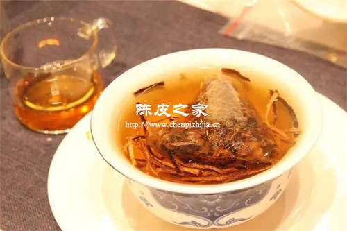 陈皮菊花红茶泡水喝的功效是什么