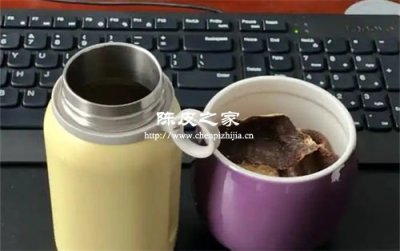 304不锈钢保温杯泡陈皮水好吗
