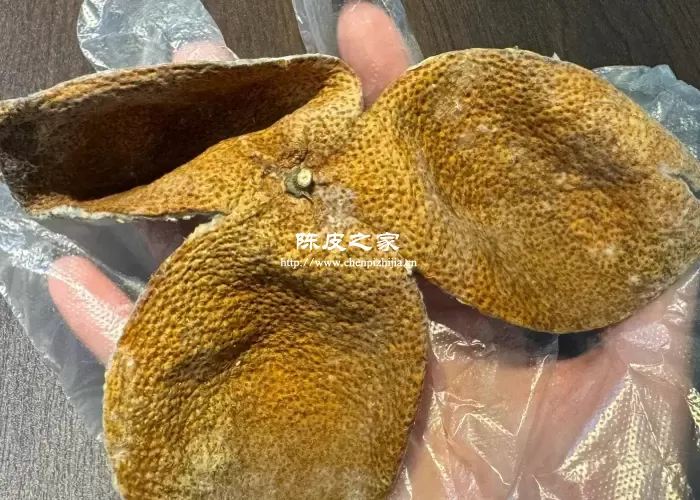 陈皮发黑的好还是发黄的好