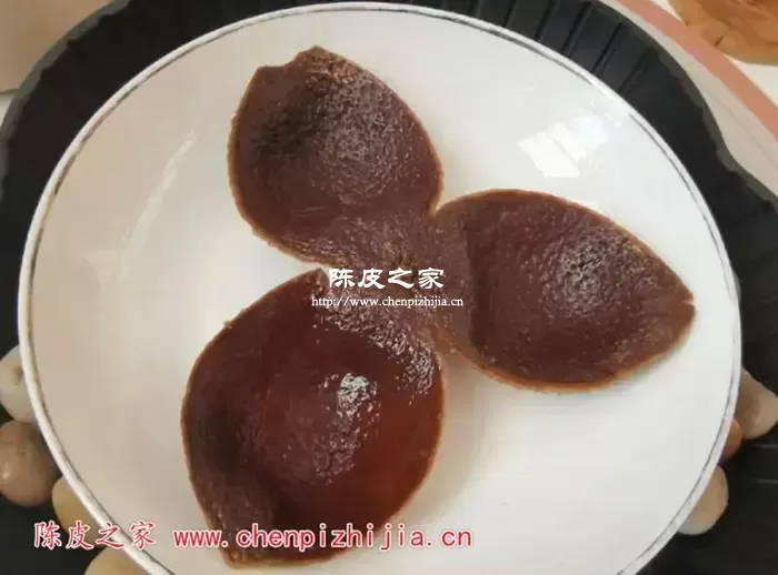 冲泡后的陈皮