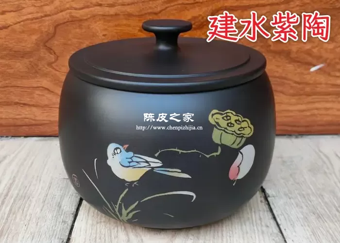 新会陈皮大红皮可以用建水紫陶罐存放吗