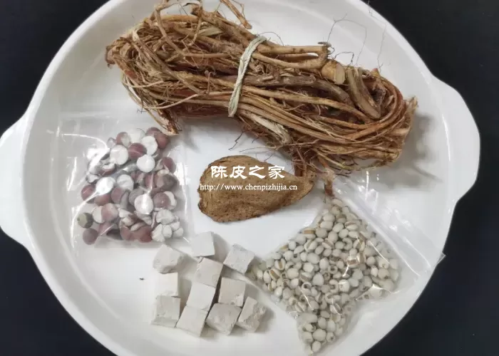 五指毛桃陈皮祛湿汤的做法