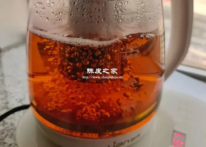 陈皮金银花菊花玫瑰泡水喝的功效