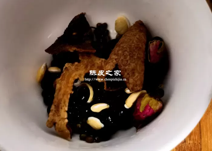 山楂陈皮花椒泡水喝的功效有哪些