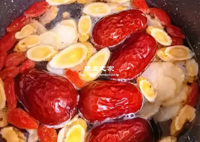 新会陈皮西洋参红枣泡水喝的功效有哪些