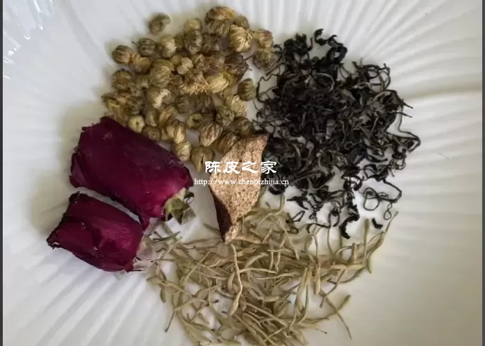 蒲公英金银花陈皮一起泡水的功效和作用